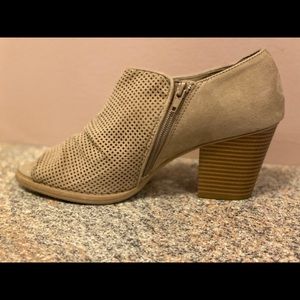 MIA Mesh Peep-Toe Sandal w/ Block Heel - Size 10